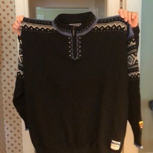 Dale of Norway all wool ski sweater